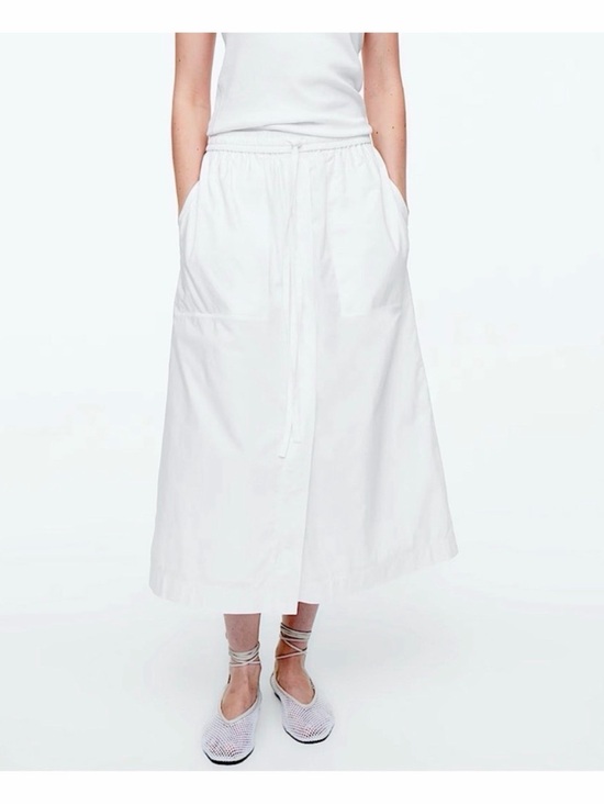 COS Dresses & Skirts - COS Women’s White Midi Drawstring Elastic Waist Front Slit Skirt, size US 2